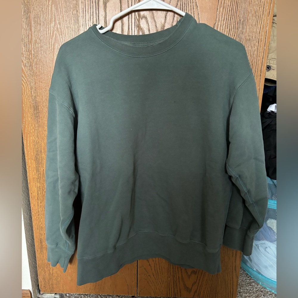 American Eagle sweatshirt